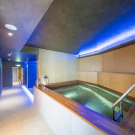 International Beach Hotel